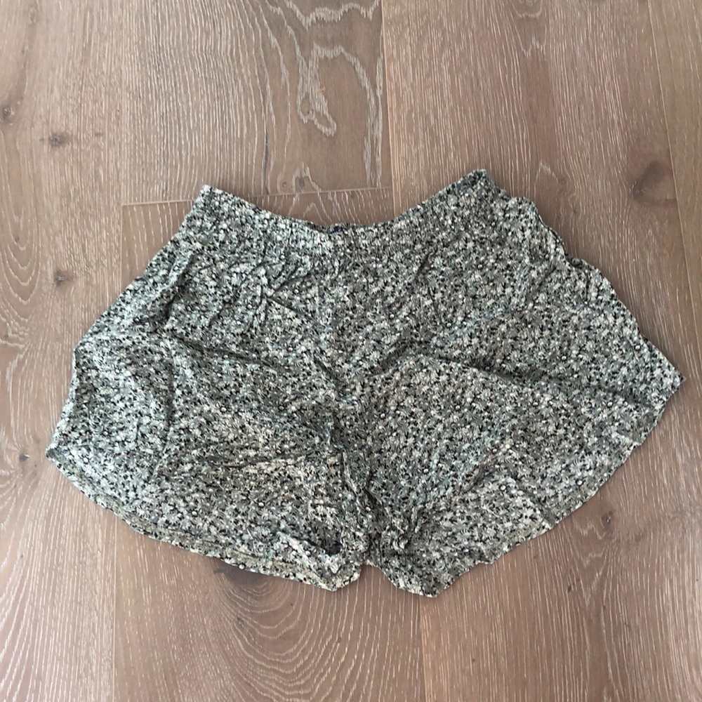 Floral Brandy Melville Shorts